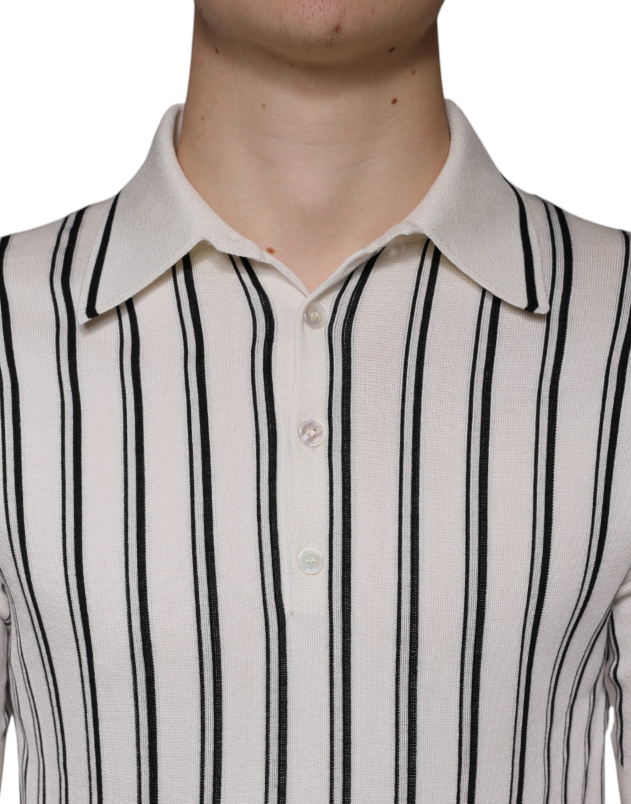 Wit zwart gestreept poloshirt met korte mouwen