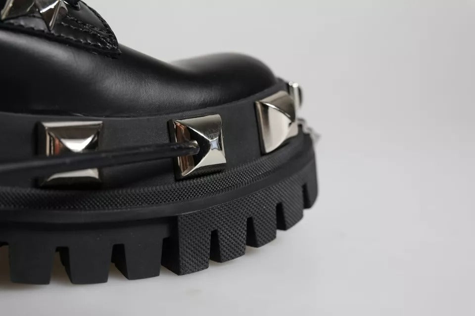 Zwarte leren trekkinglaarzen met studs