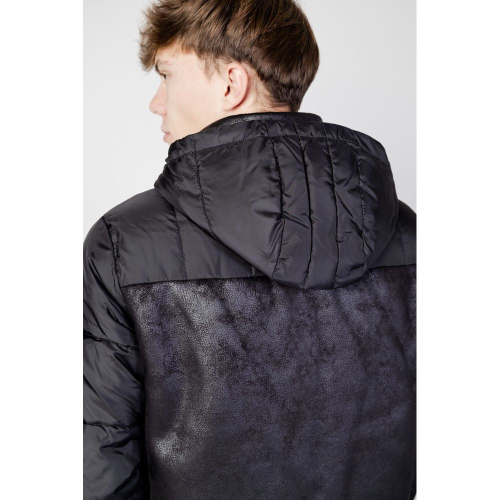 Zwarte polyester jassen en jassen