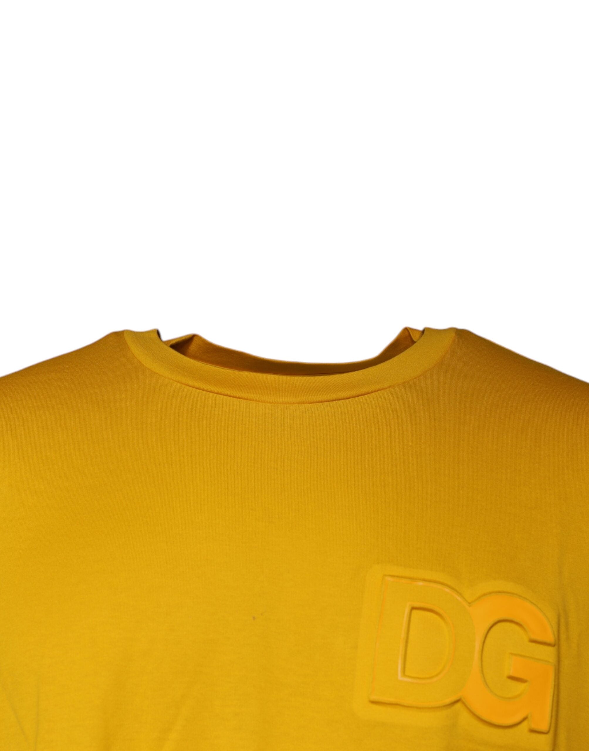 Mosterdkleurig T-shirt met ronde hals en reliëflogo