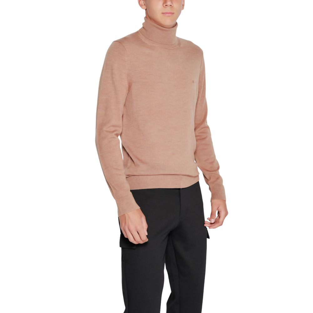 Beige wollen coltrui