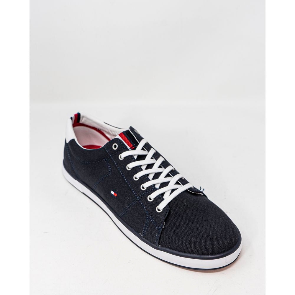 Blauwe katoenen sneaker
