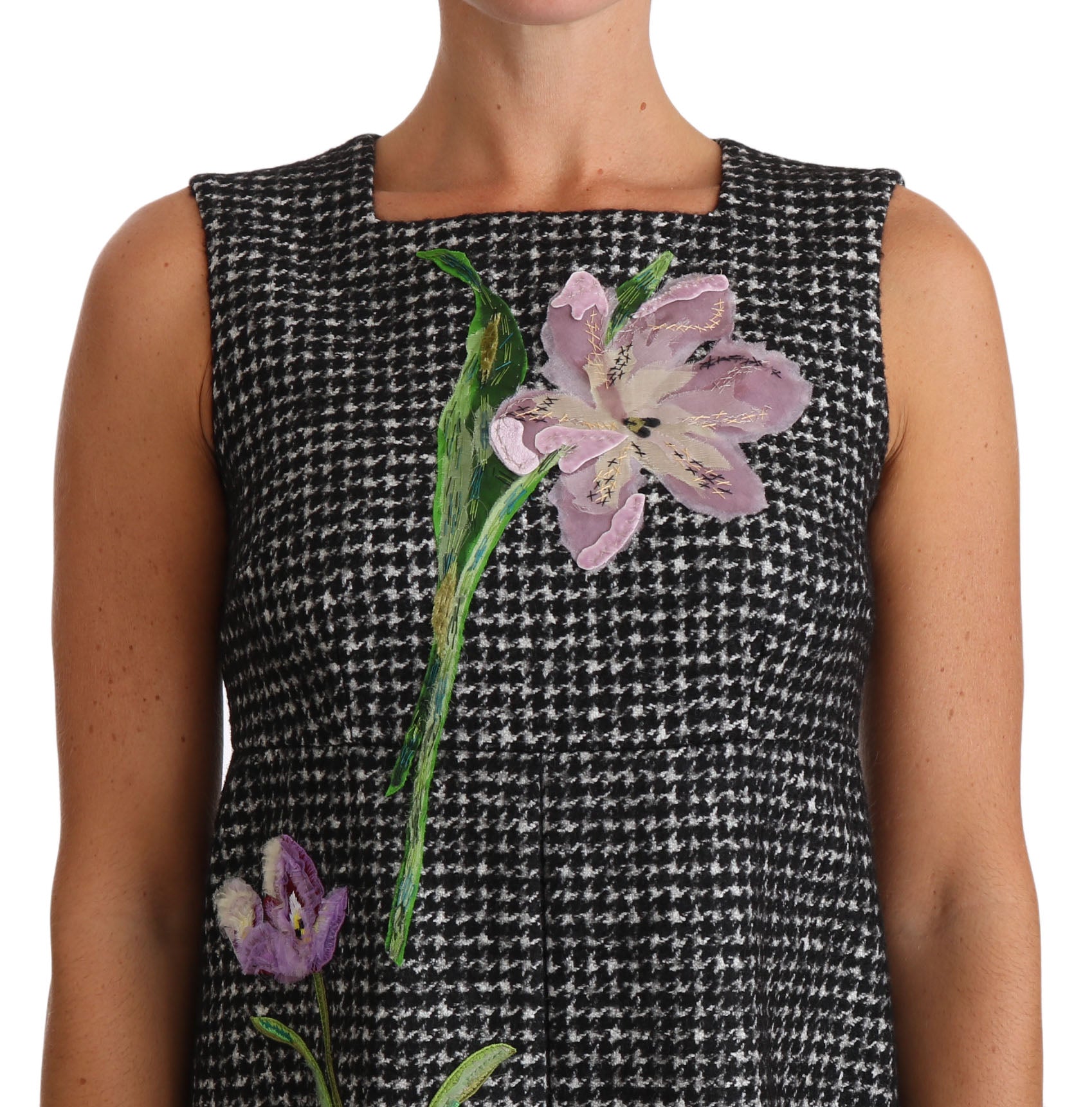 Grijze mini-jurk met pied-de-poulemotief en bloemenapplicatie