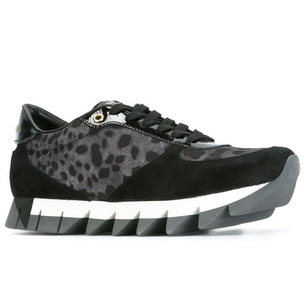 Zwarte kalfsleren sneaker
