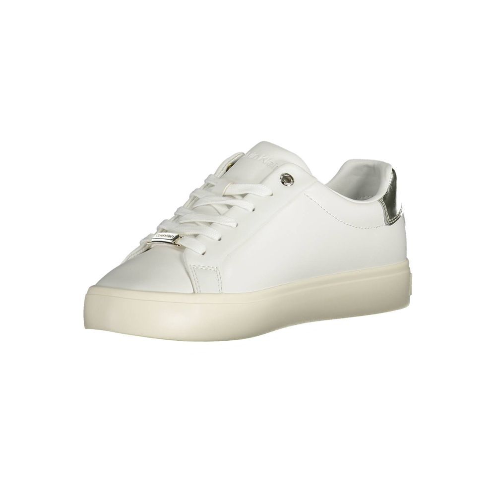 Witte leren damessneaker