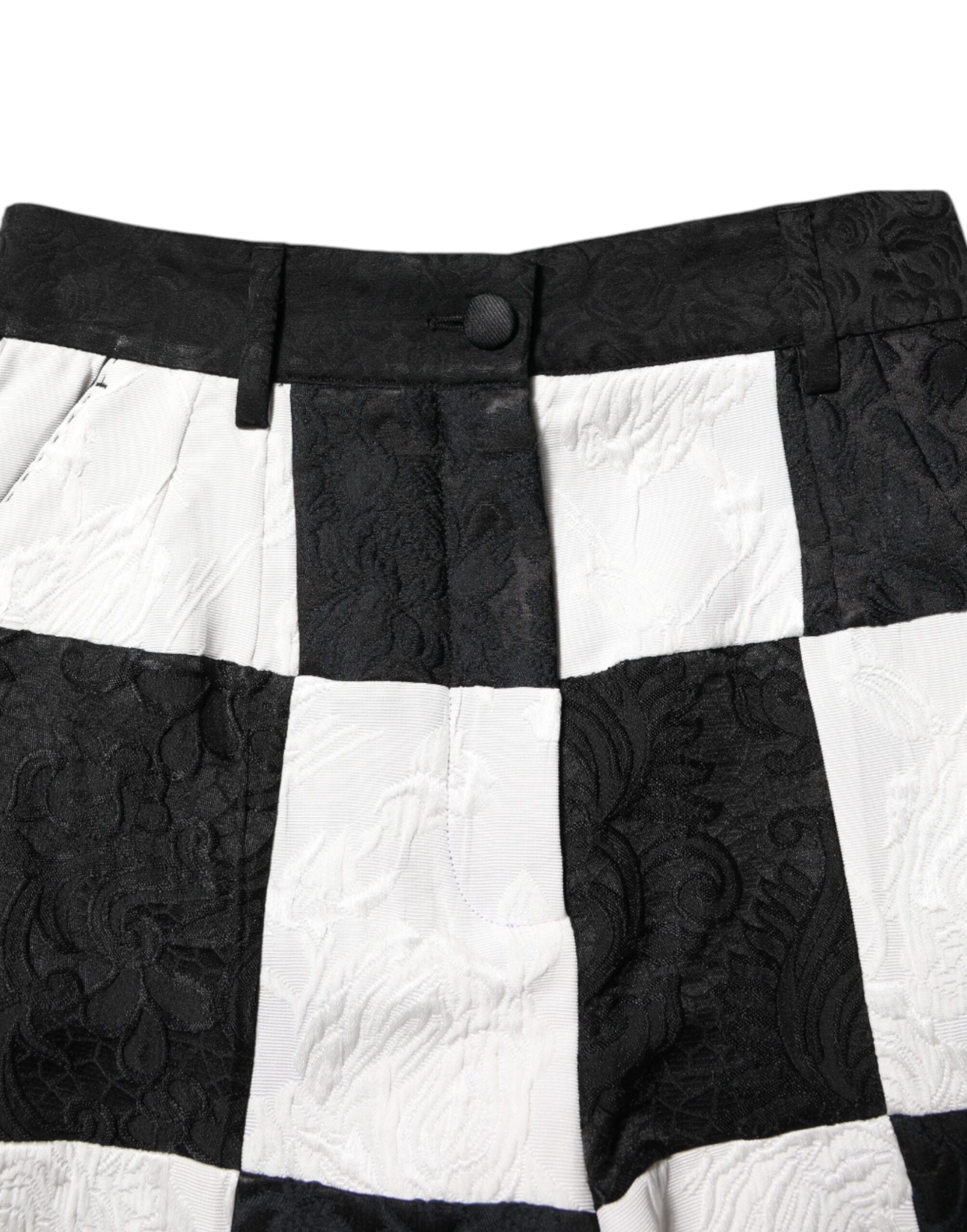 Zwarte witte bloemenbrokaat hotpants shorts