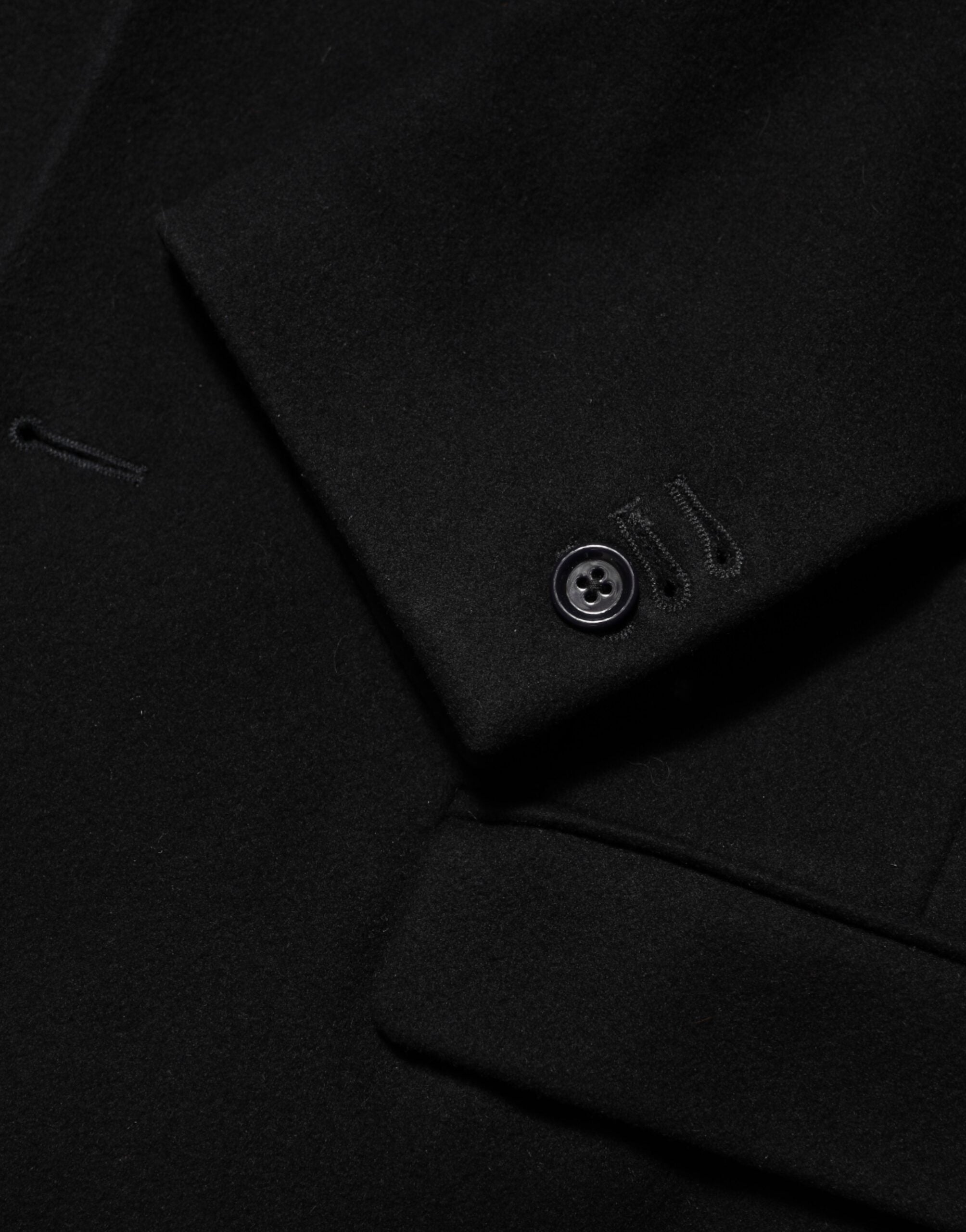 Мъжко черно вълнено тренчкот с копчета