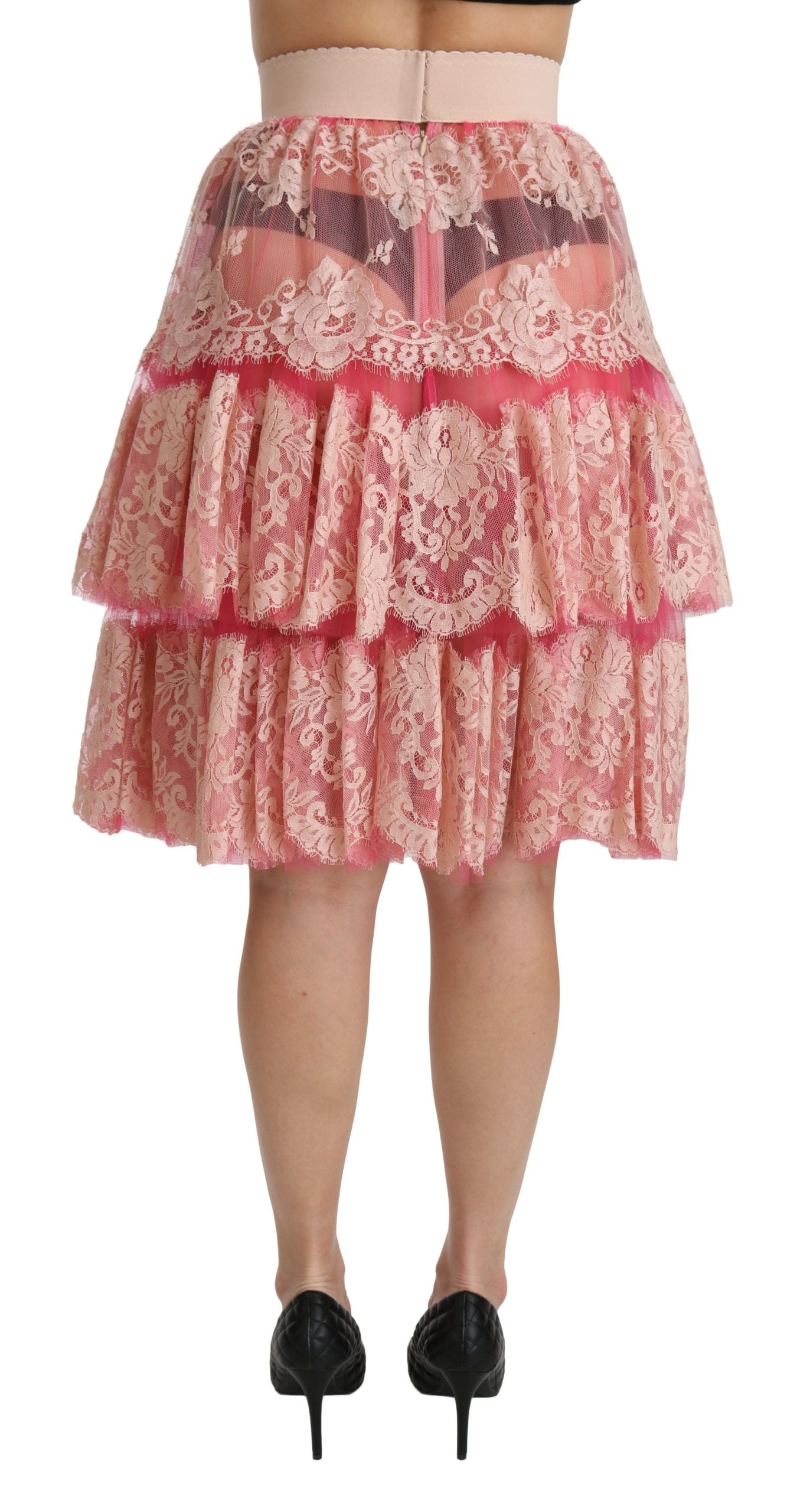 Roze gelaagde rok met hoge taille en kant tot op de knie