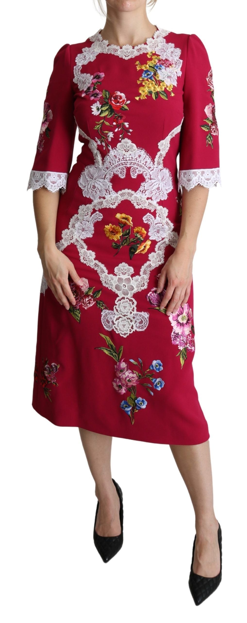 Rode bloemen geborduurde mantel midi-jurk