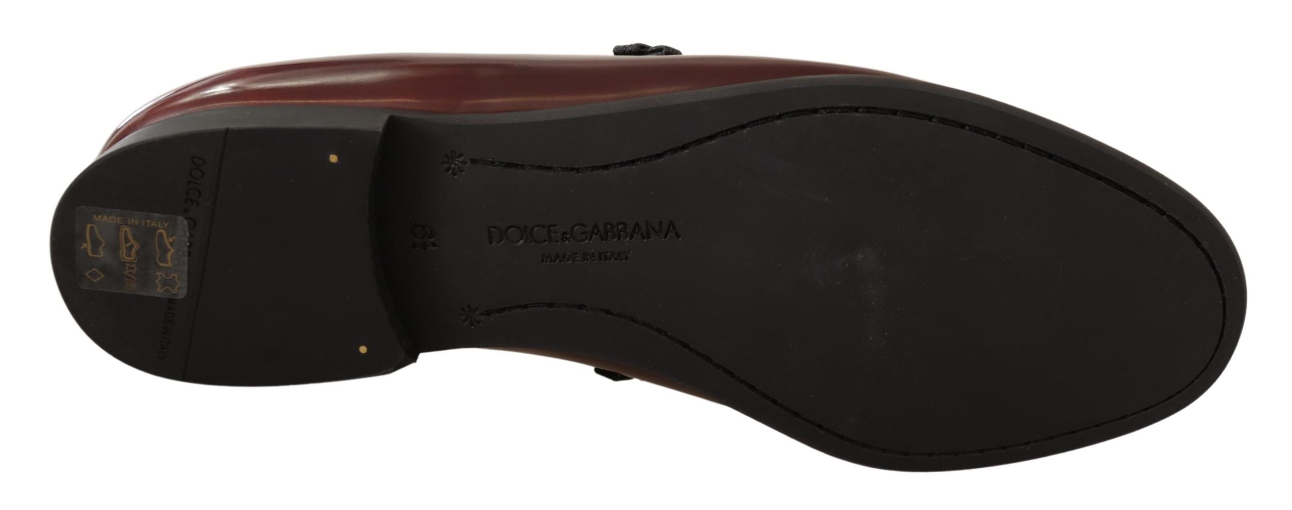 Bordeaux lakleren loafers