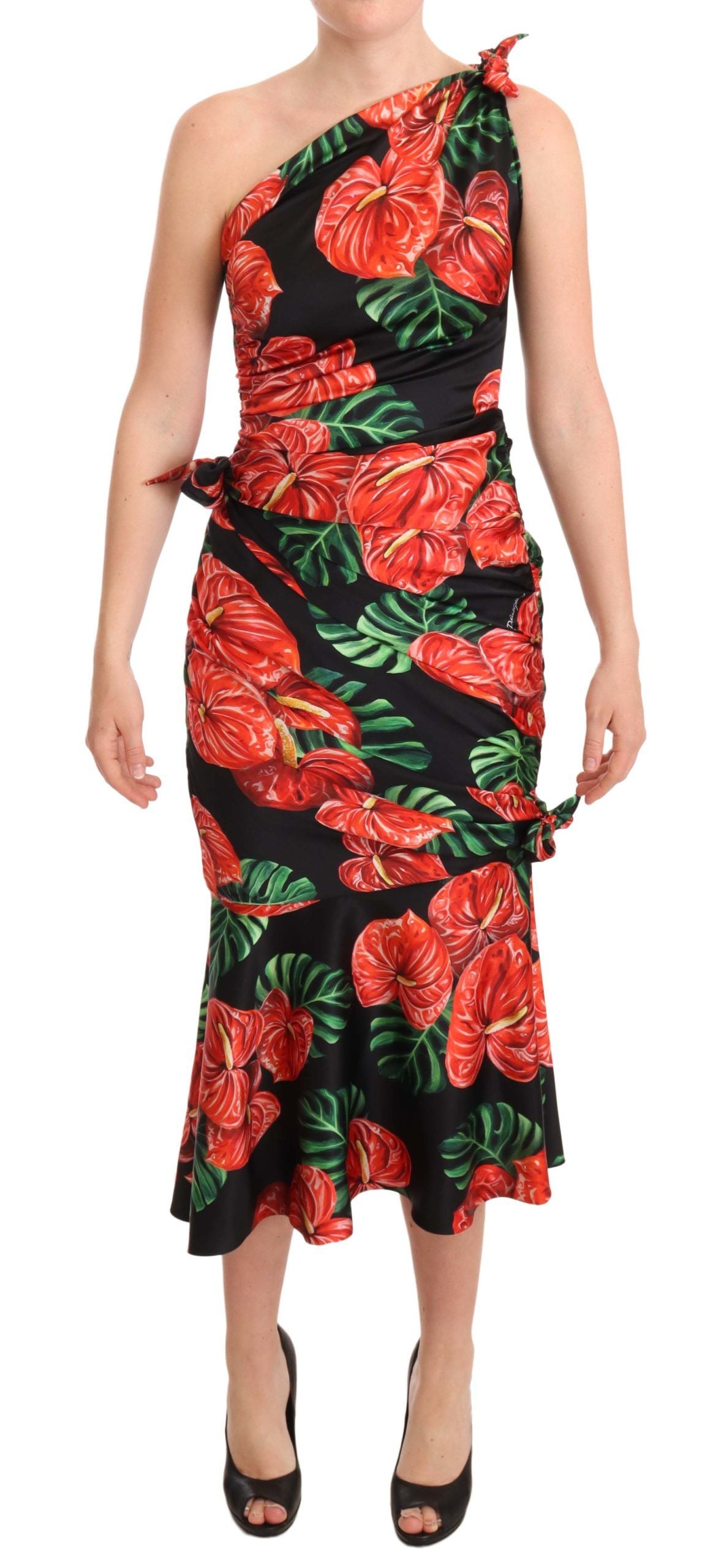 Zwarte glanzende zijden jurk met bloemenprint