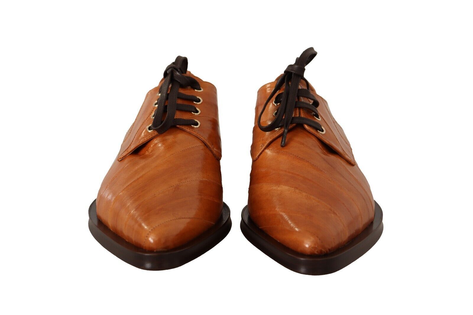 Bruine leren veterschoenen met palingmotief