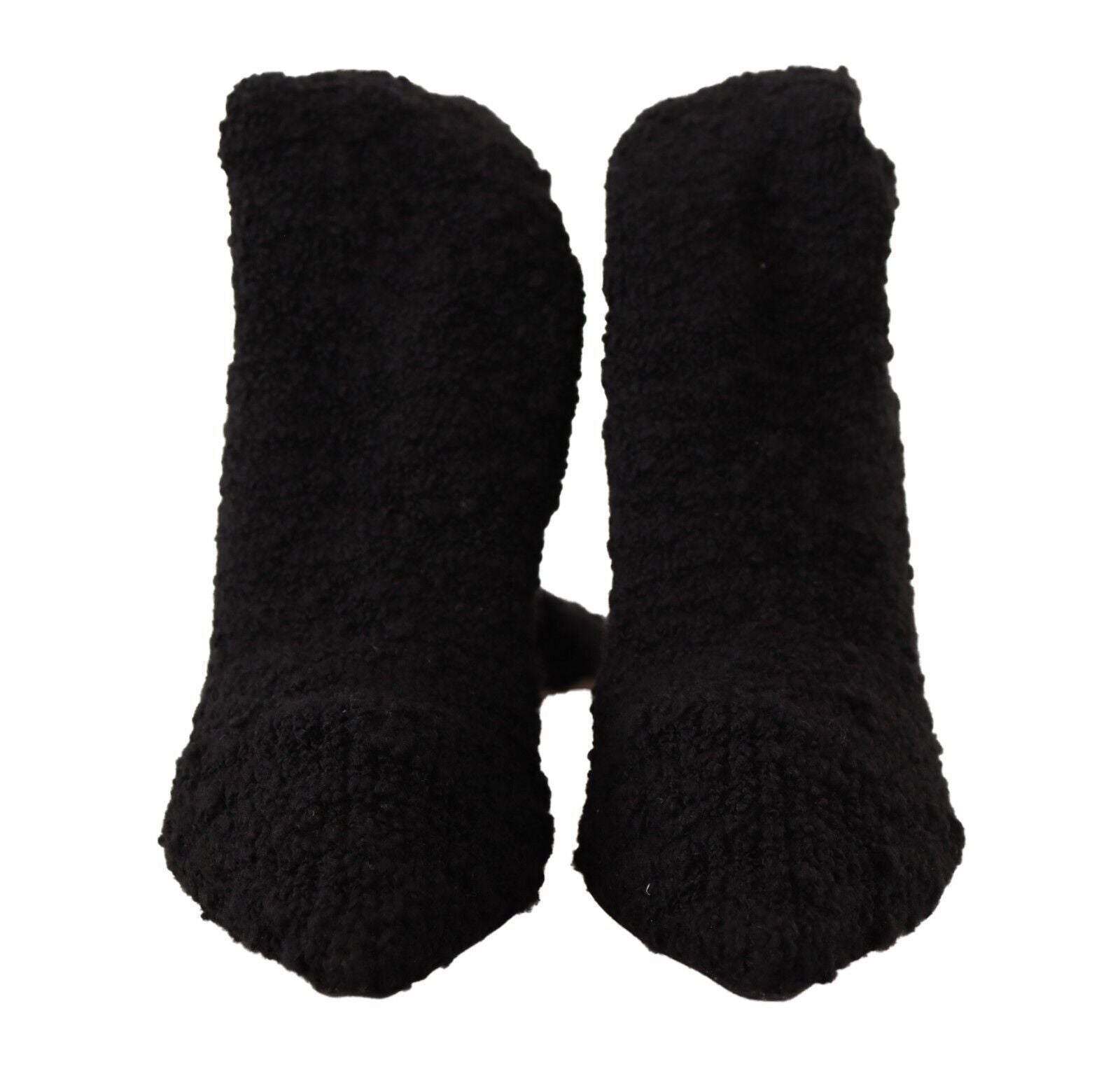 Zwarte stretchsokken, kniehoge laarsjes, schoenen