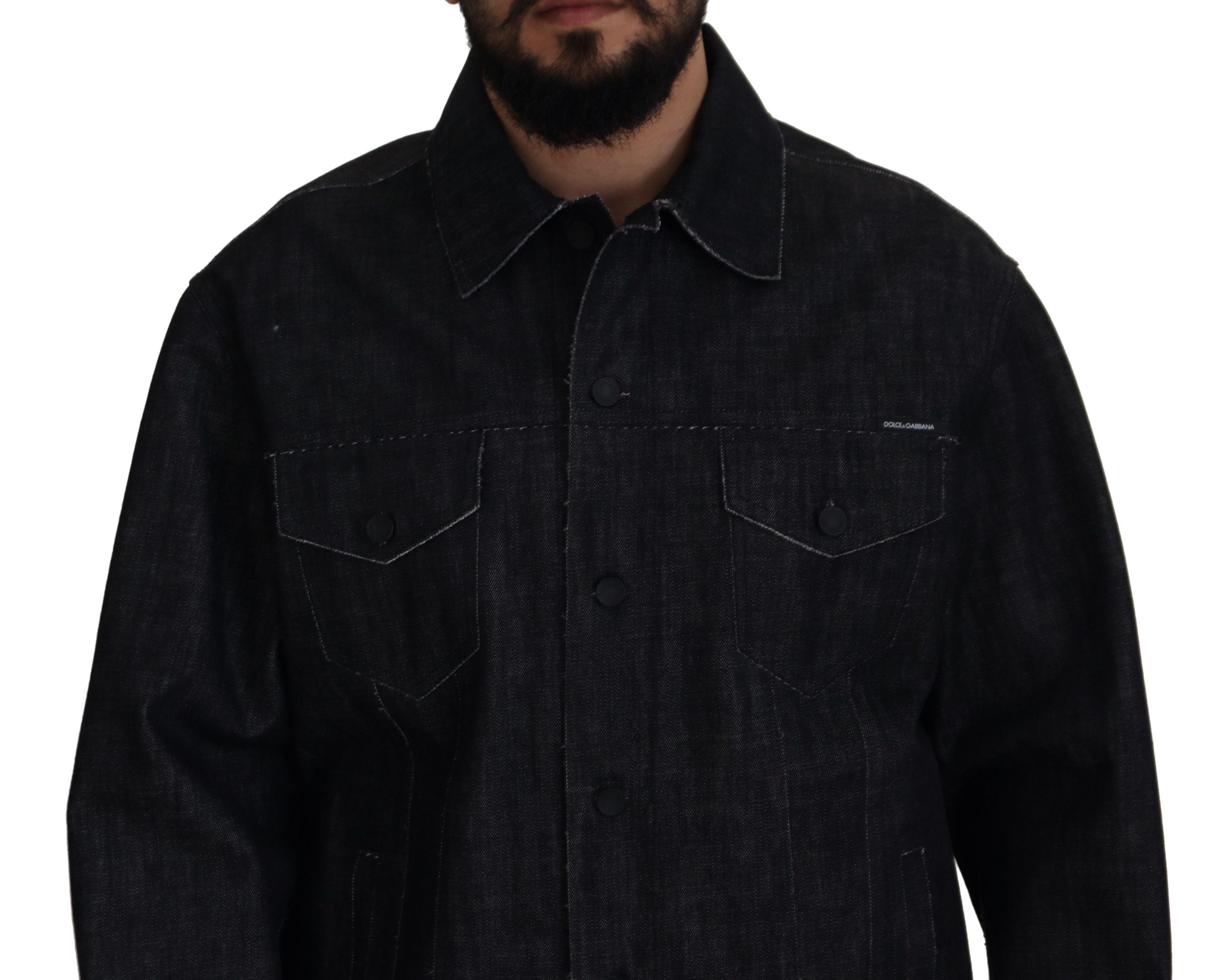 Zwarte katoenen denim jas met volledige knoopsluiting