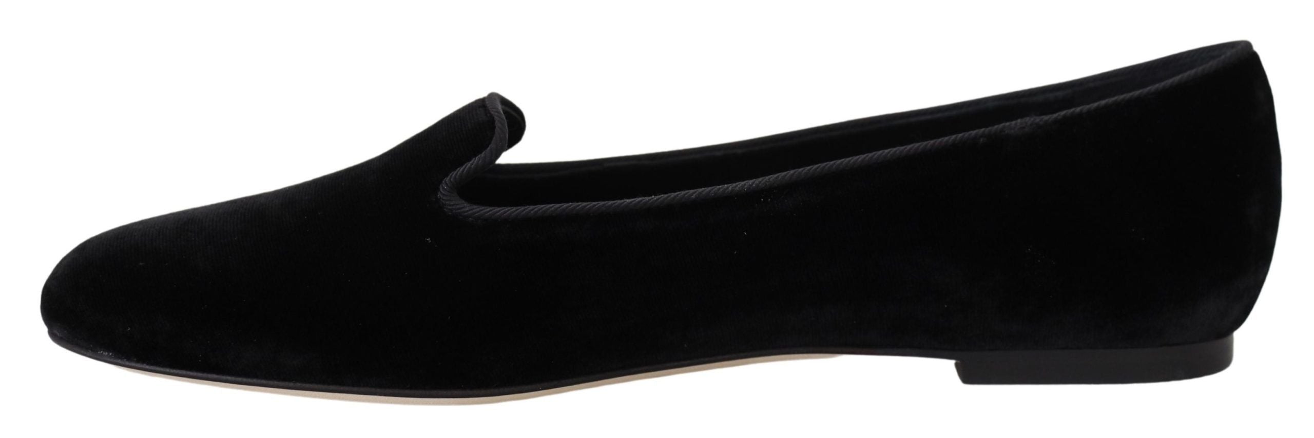 Zwarte fluwelen instappers, loafers en platte schoenen