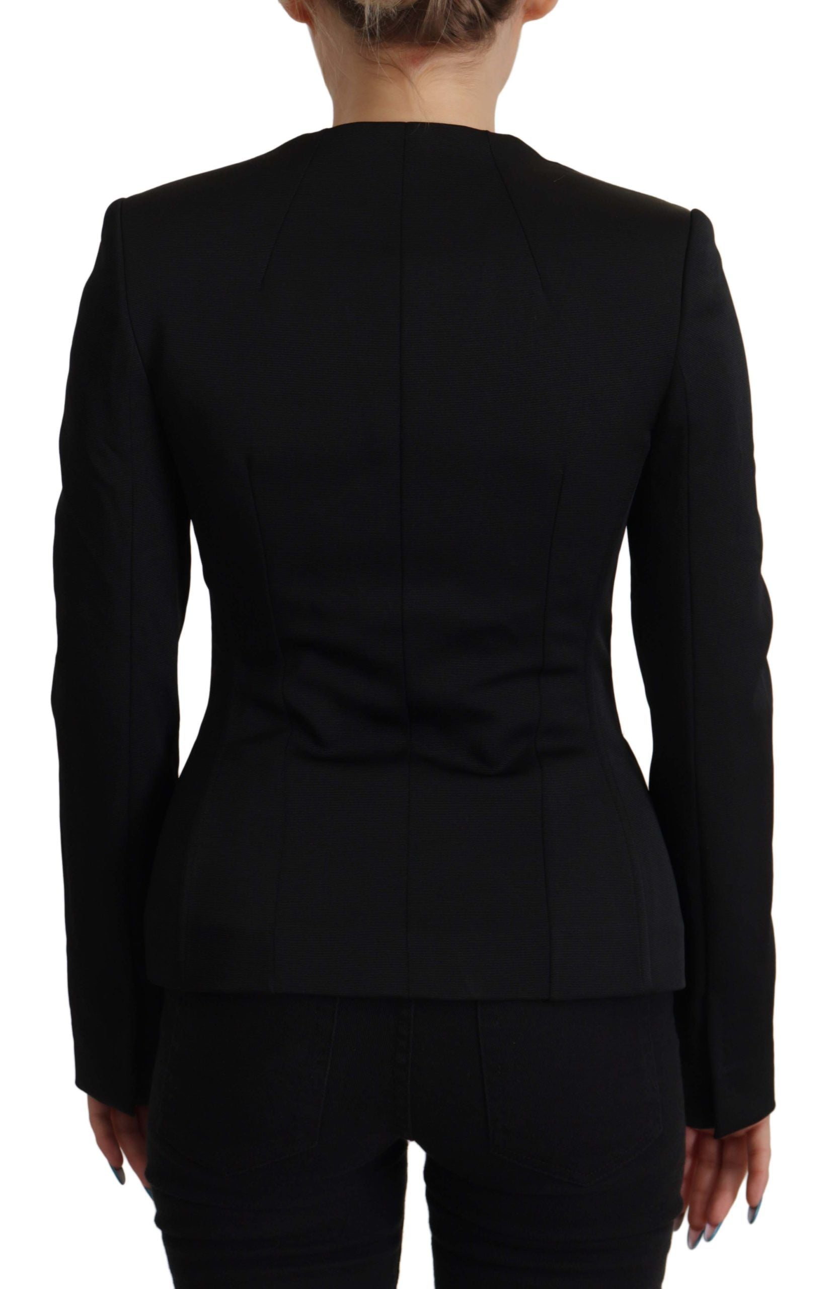 Zwarte slim fit lange mouwen drukknoopjas