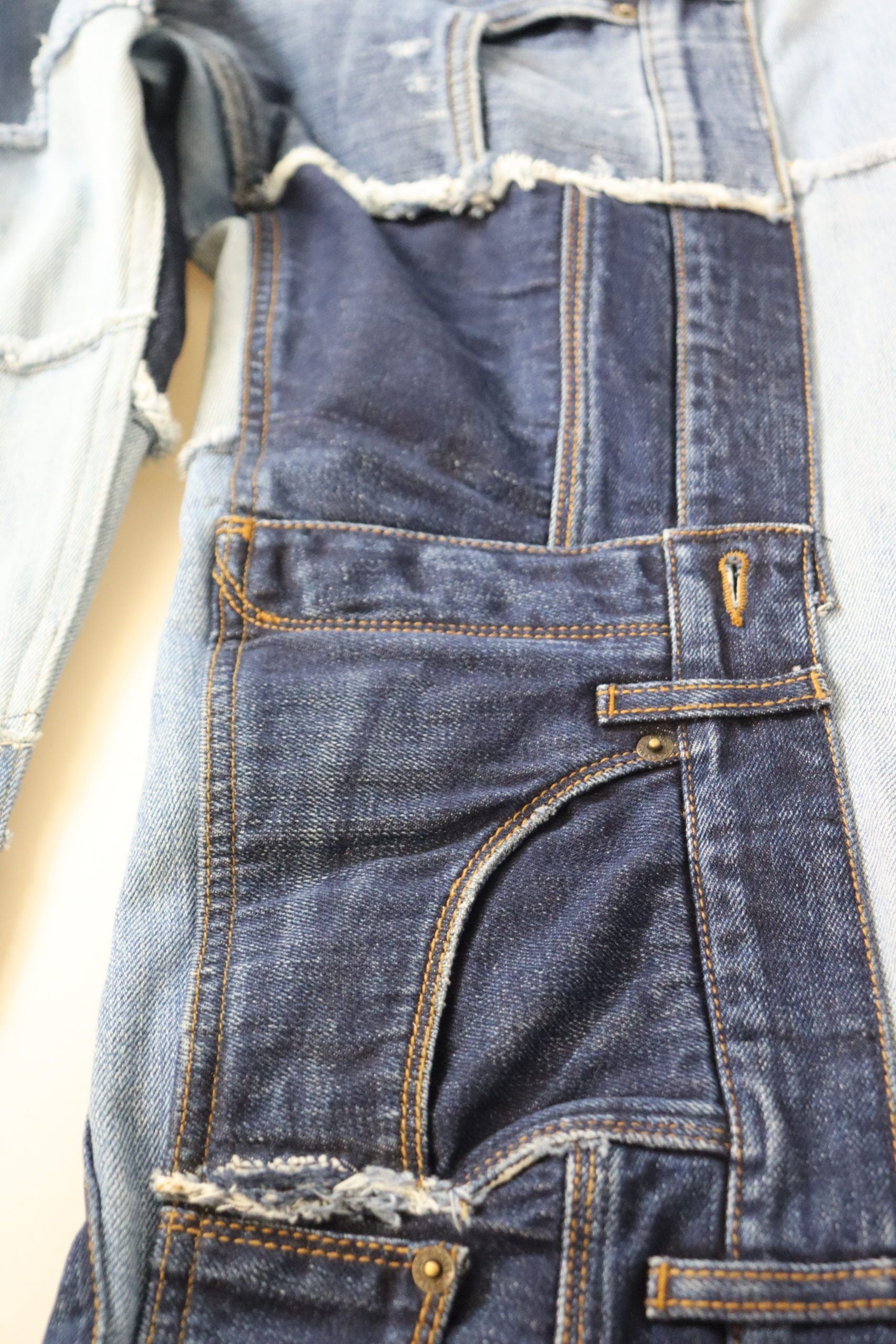 Veelkleurige patchwork jeans met hoge taille
