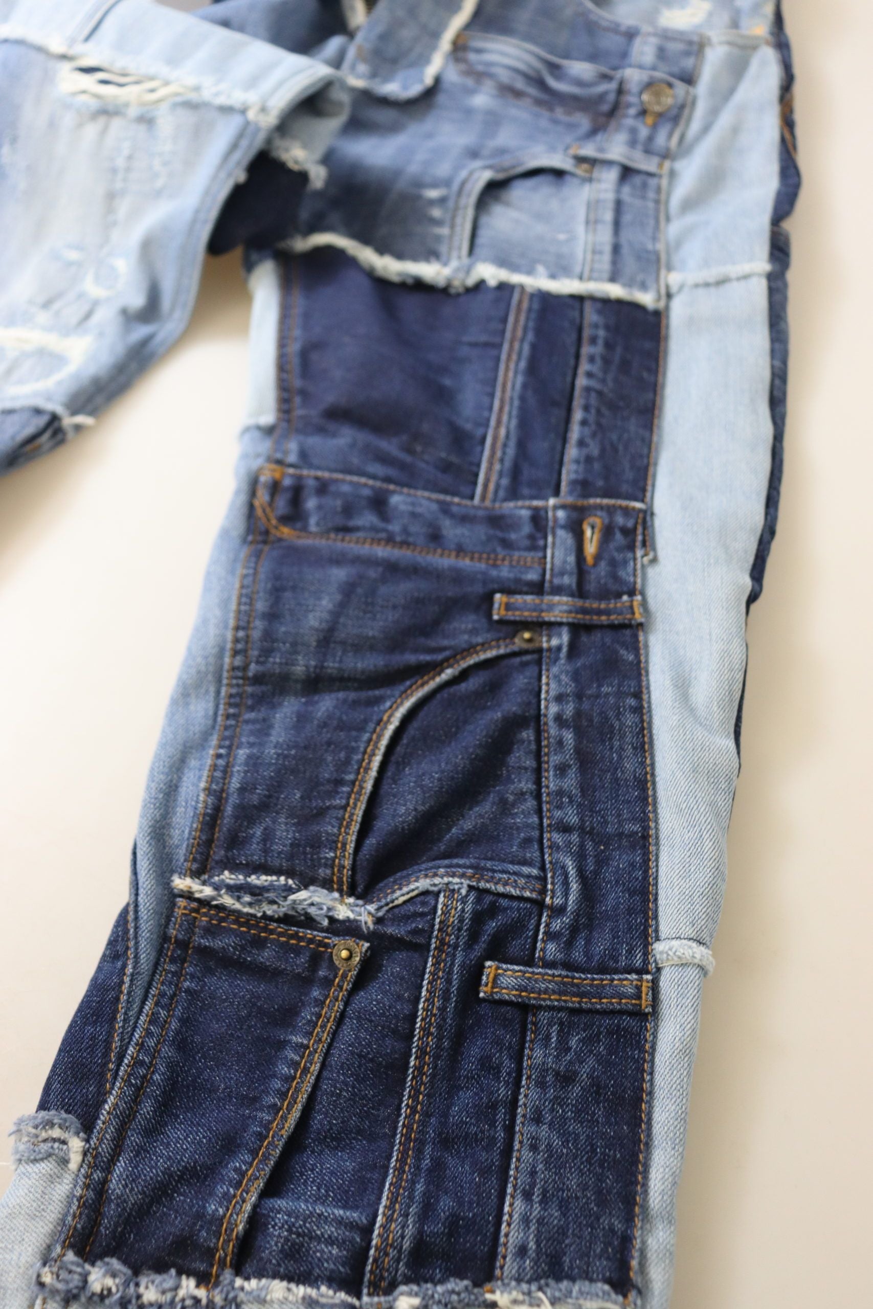 Veelkleurige patchwork jeans met hoge taille