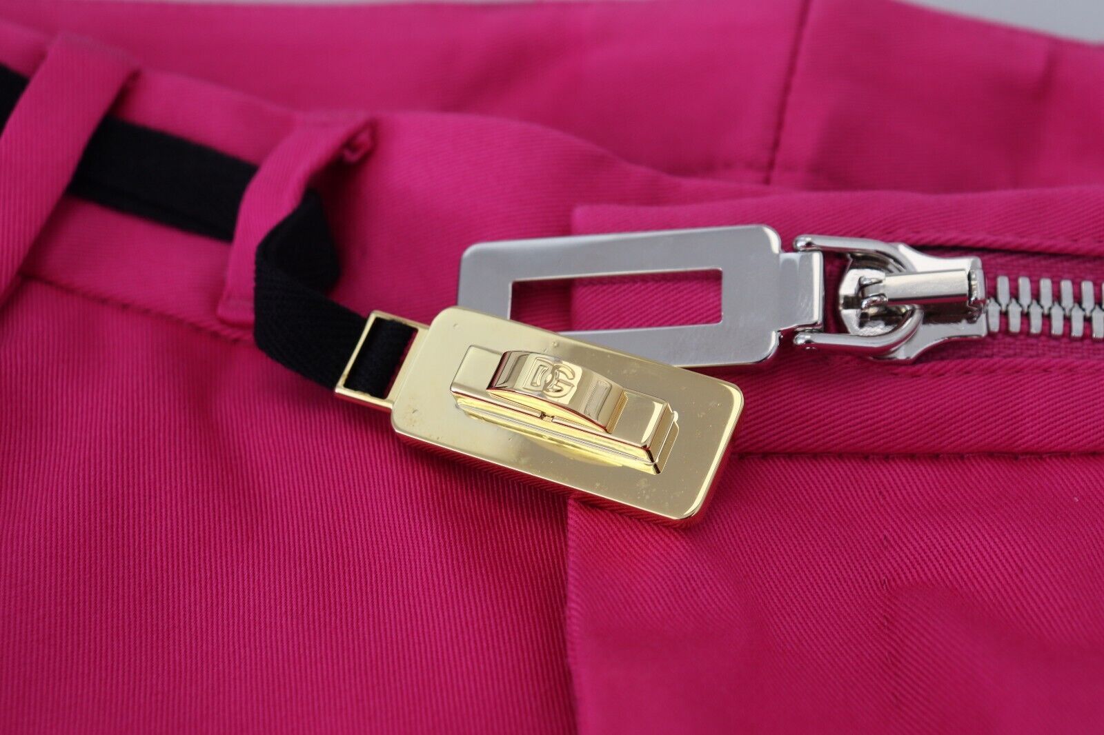 Roze broek met rits en gesp in de taille