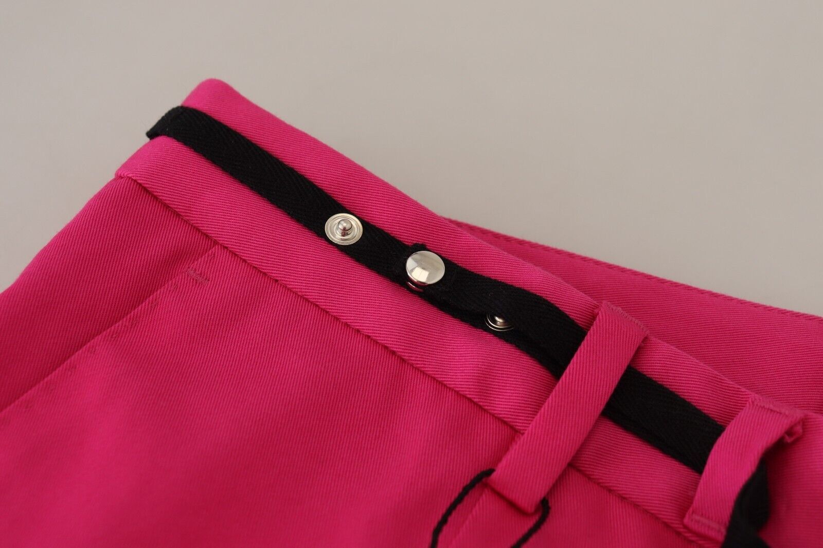 Roze broek met rits en gesp in de taille