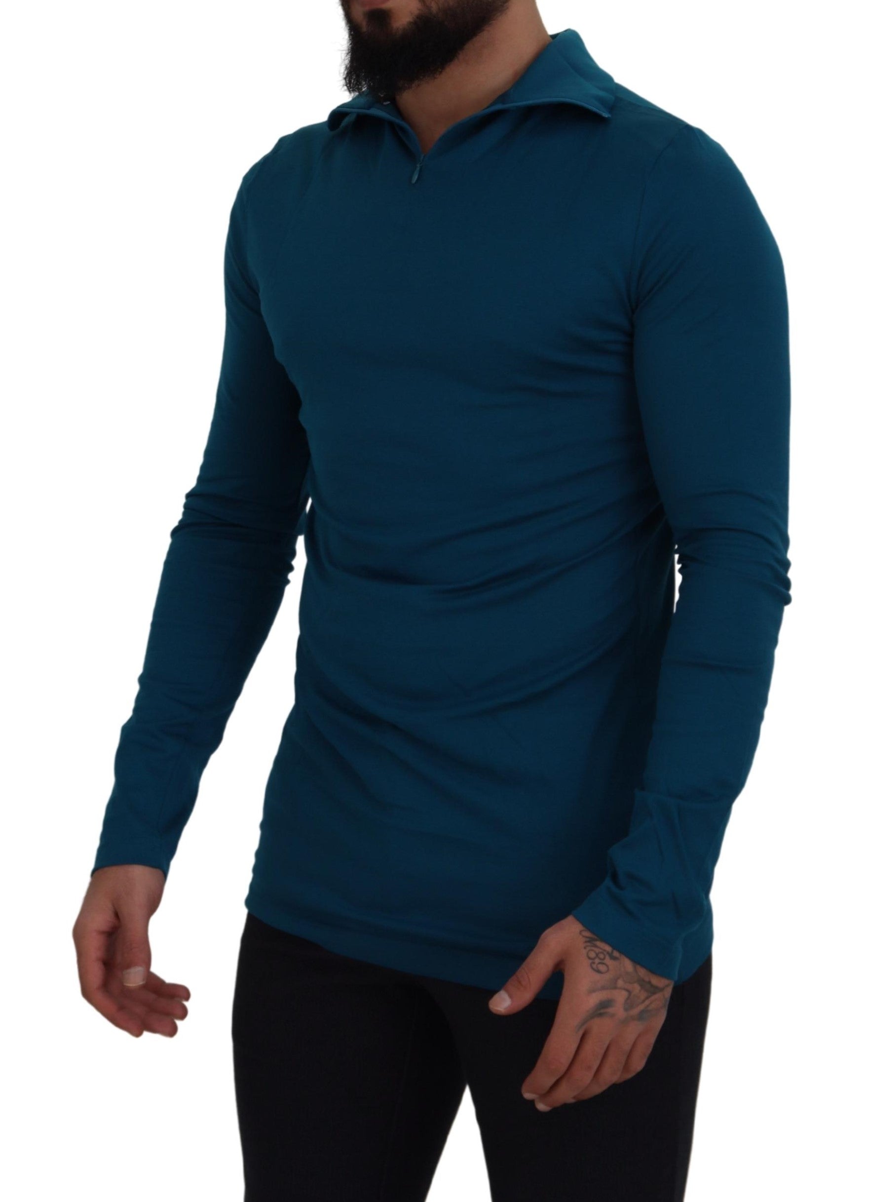 Blauwe katoenen kraagsweater met smalle kraag