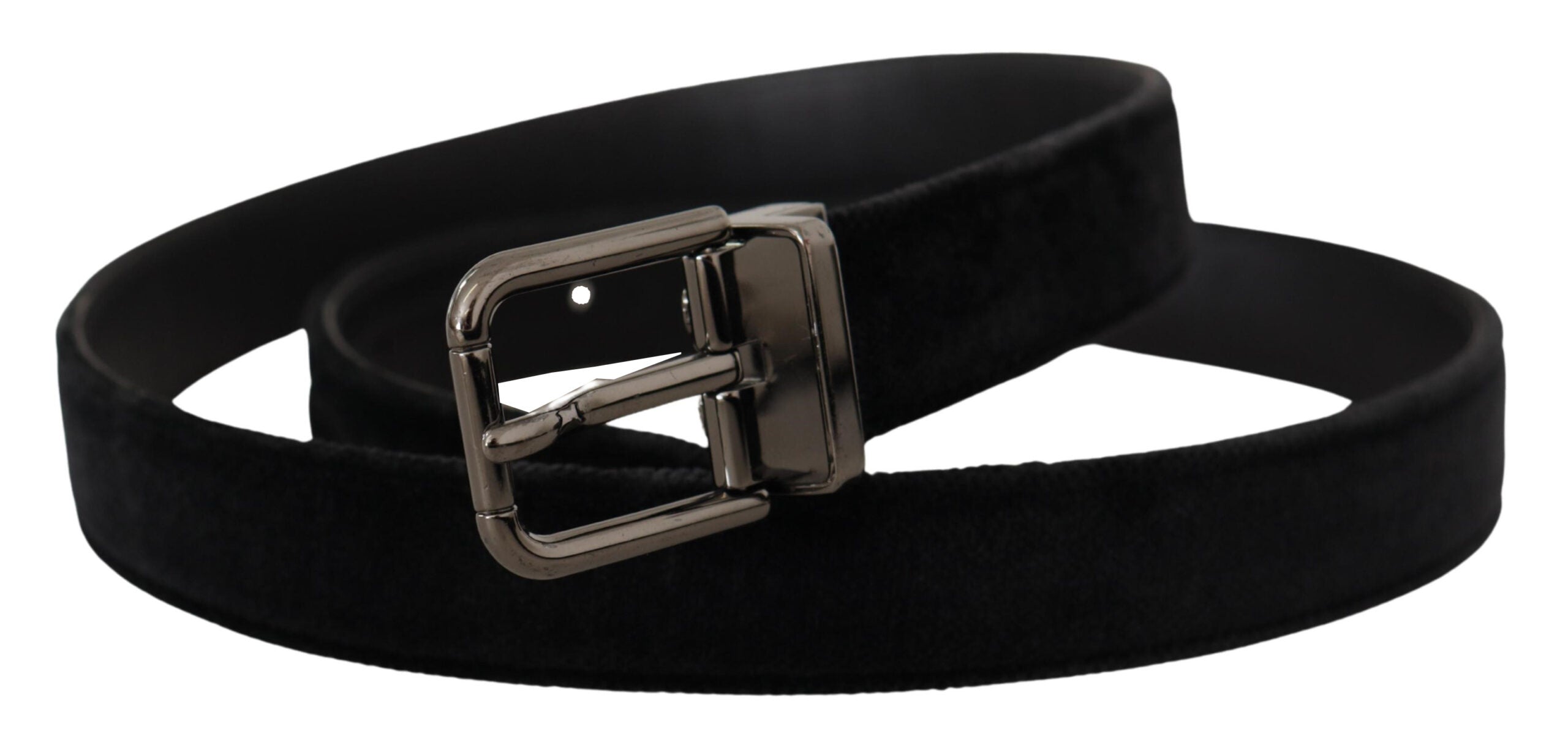Zwarte fluwelen riem met zilveren logo en metalen gesp