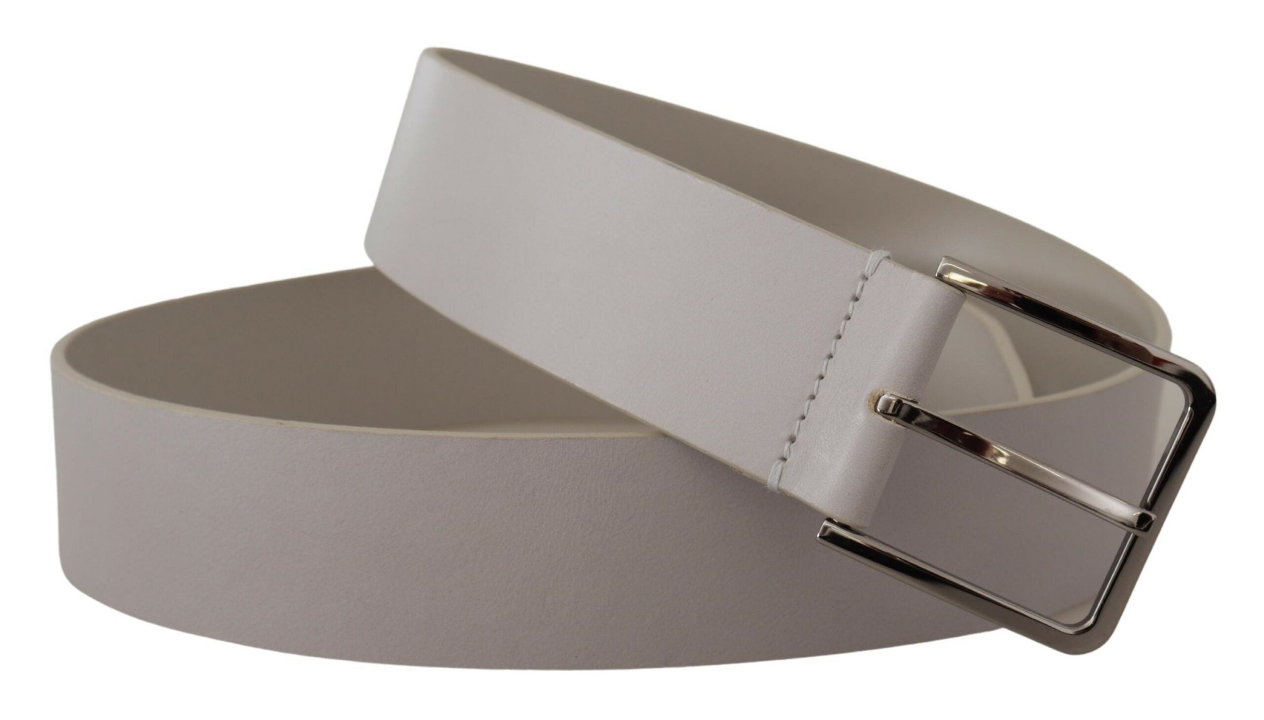 Witte leren brede zilveren metalen gespriem