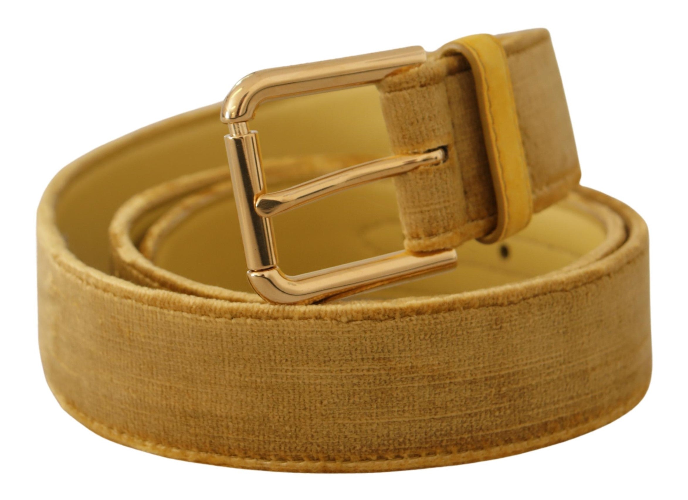 Gele fluwelen riem met gouden metalen logo en gegraveerde gesp