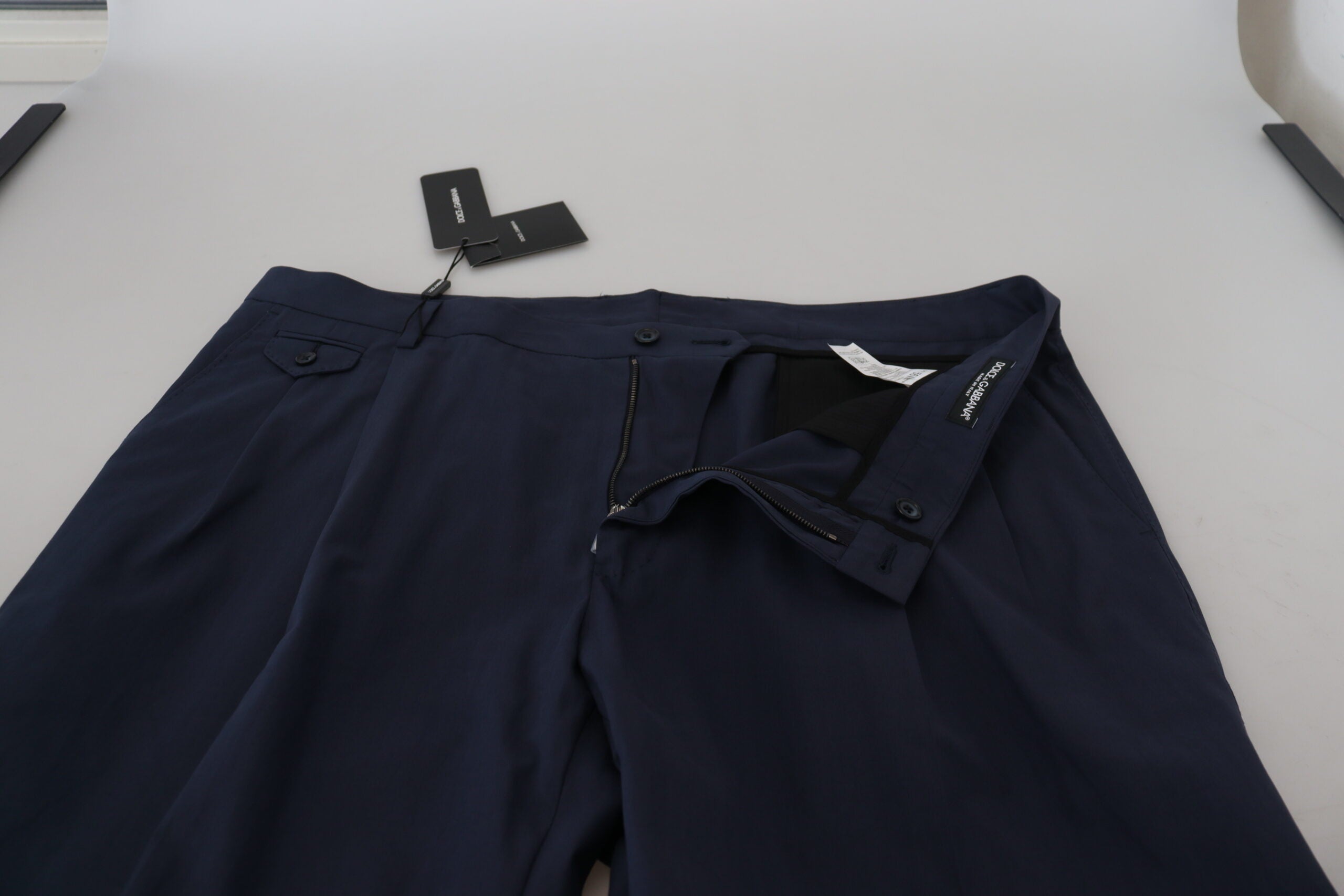 Donkerblauwe katoenen chino-broek