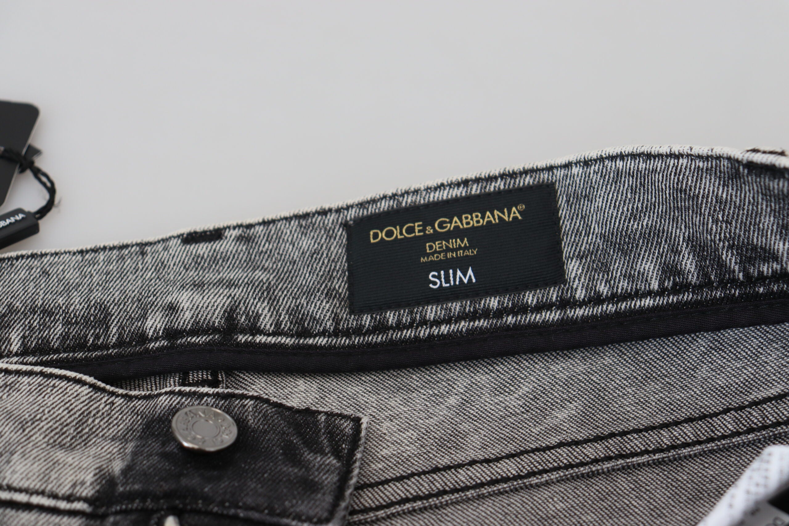 Мъжки дънки Slim Fit от сиво изпран памук