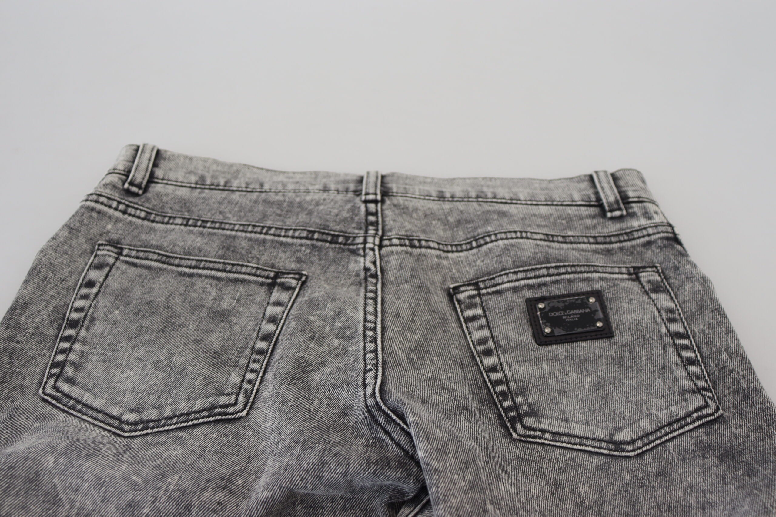 Мъжки дънки Slim Fit от сиво изпран памук