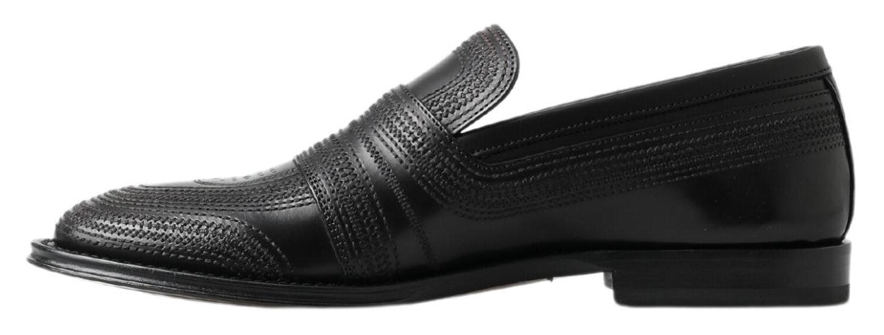 Zwarte leren pantoffels met stiksels