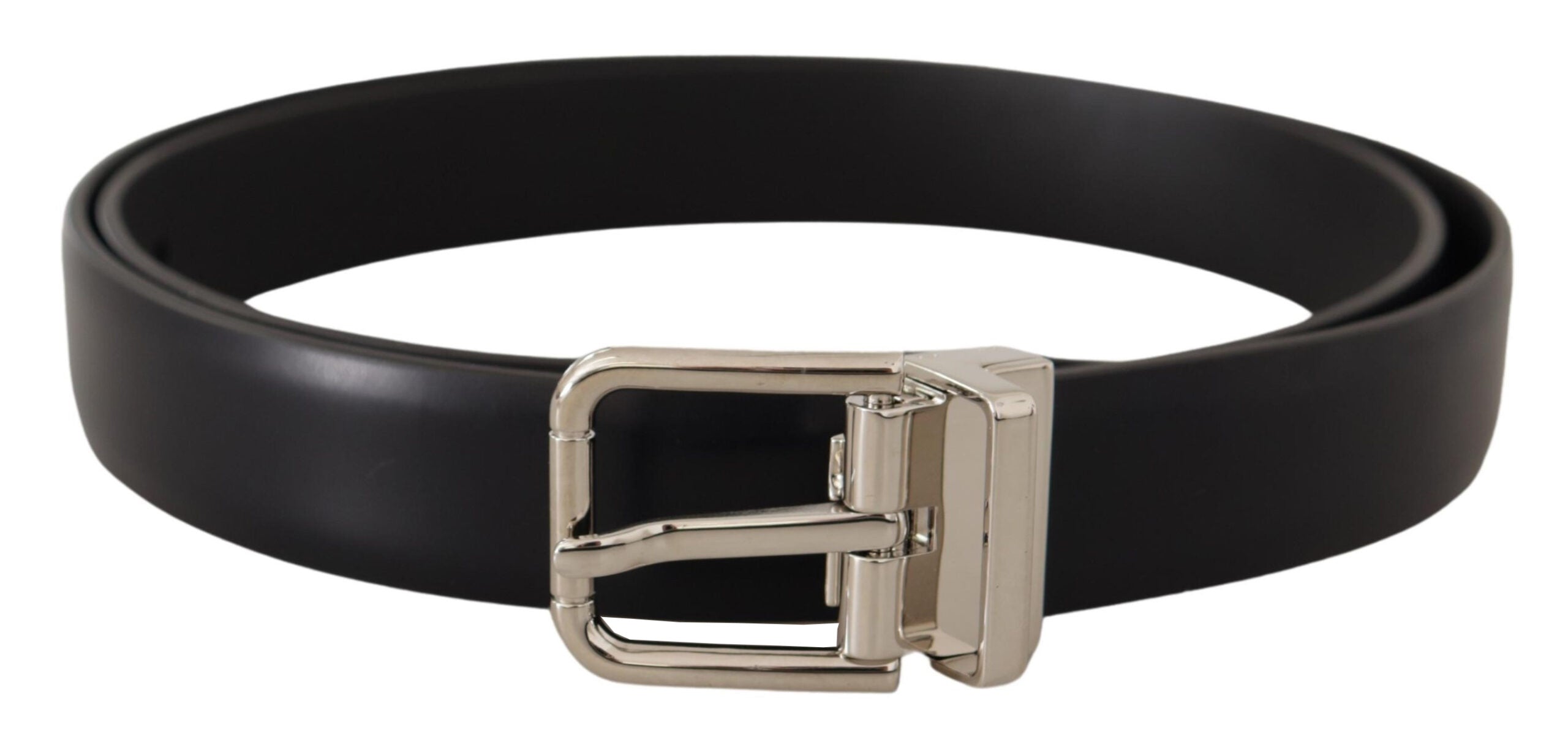Zwarte kalfsleren riem met zilveren metalen logogesp