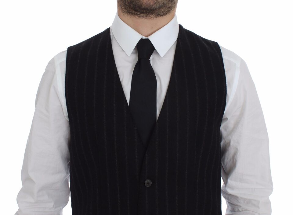 Zwart gestreept wollen vest met logo