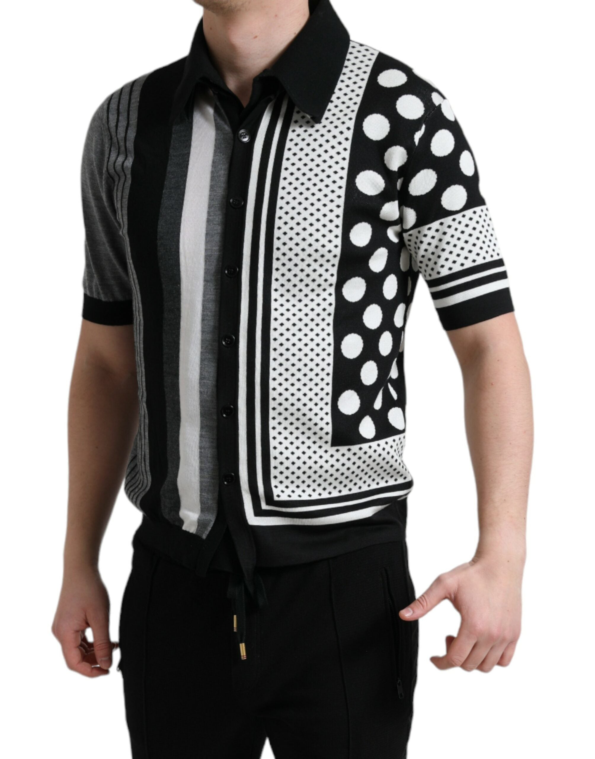 Zwart-witte trui, vest, polotrui