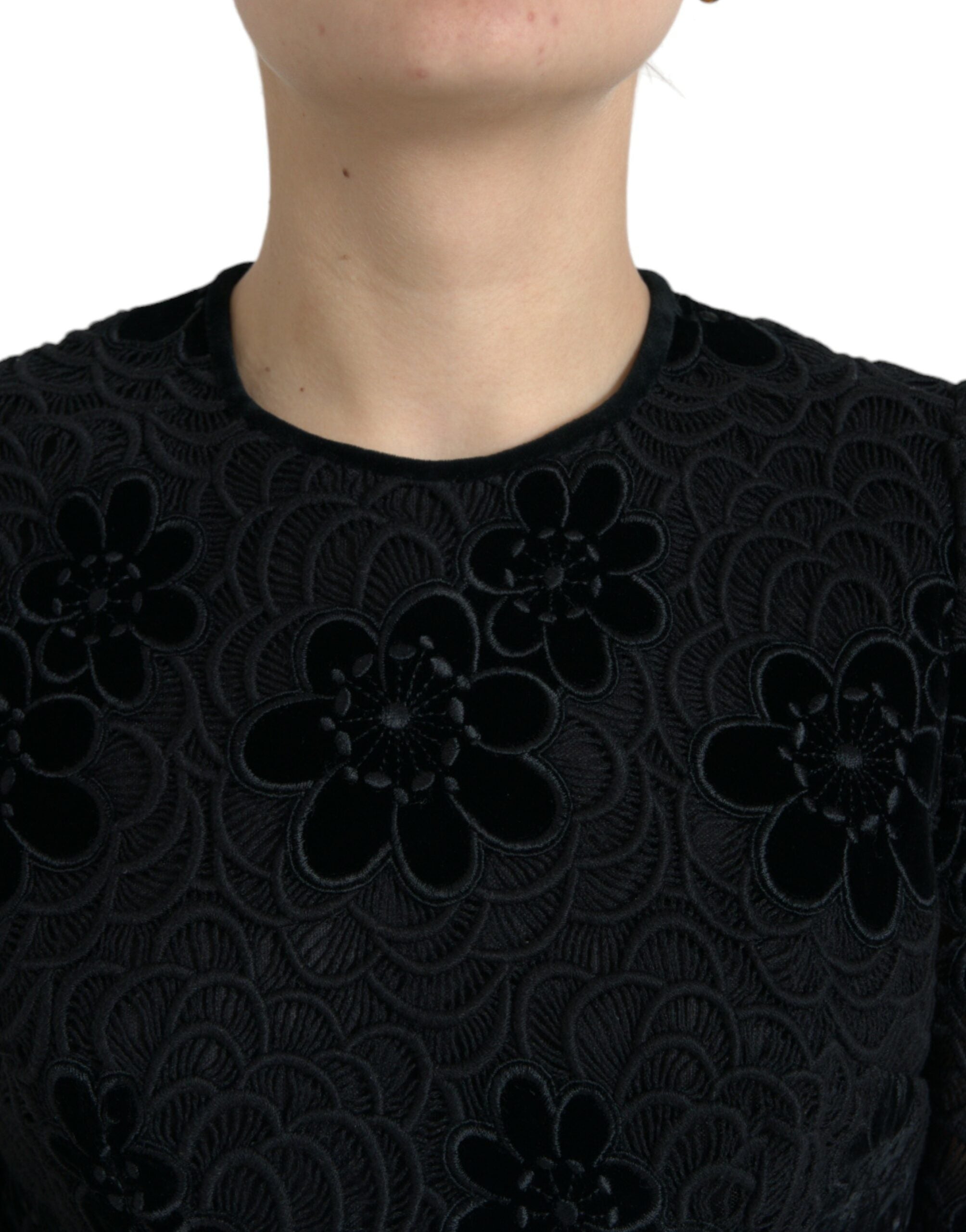 Zwarte katoenen bodyconjurk met bloemenkant