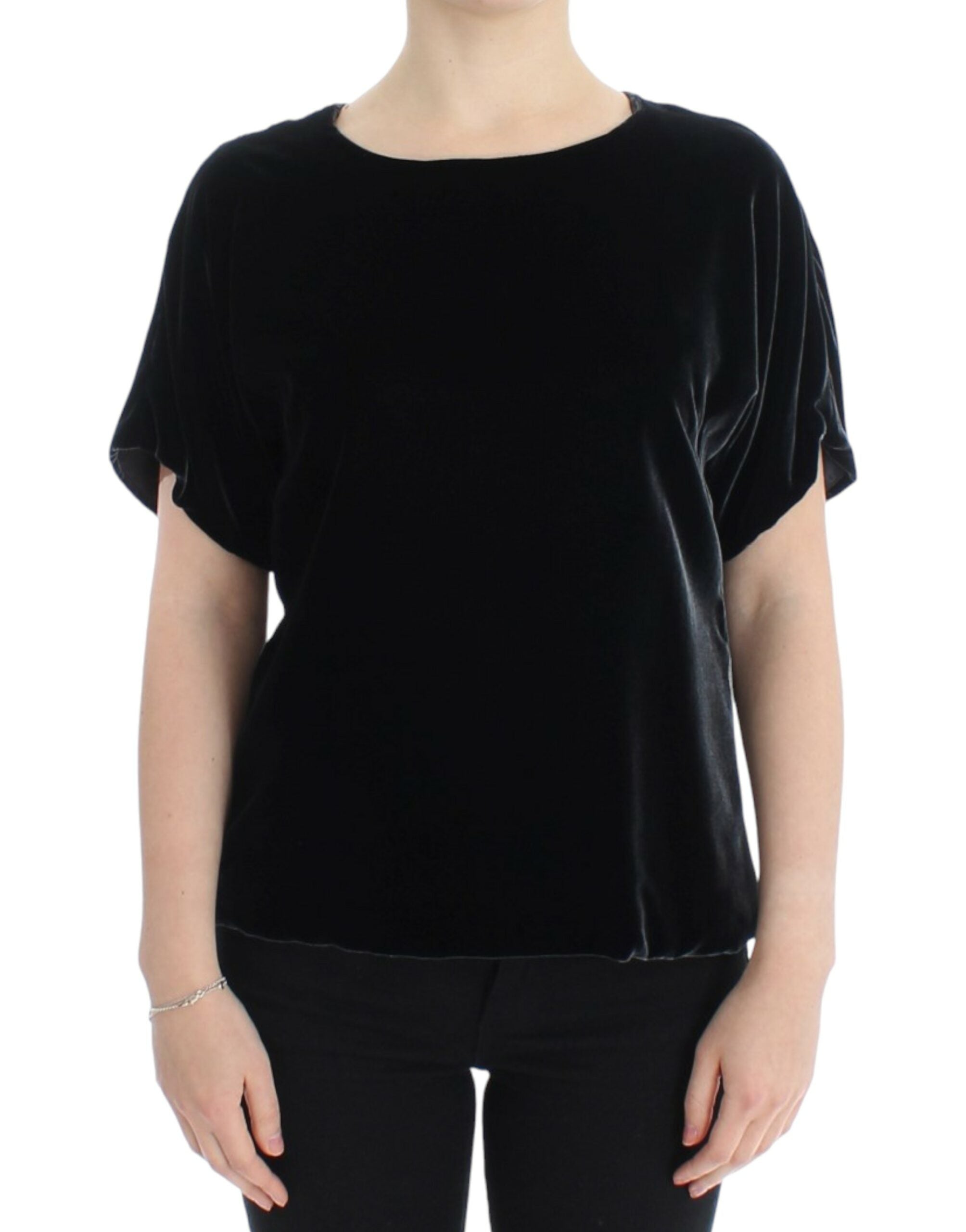 Zwarte fluwelen blouse met korte mouwen