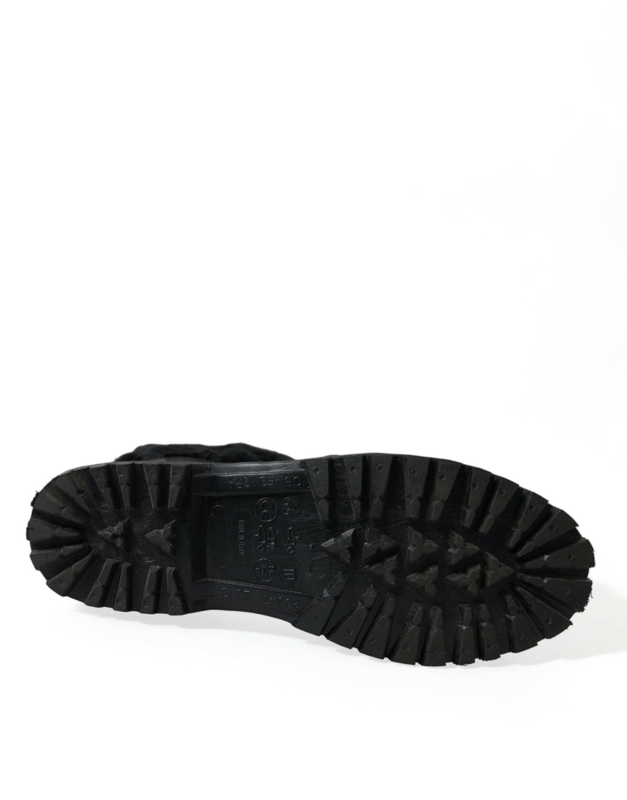 Zwarte rubberen veterschoenen met schapenvacht