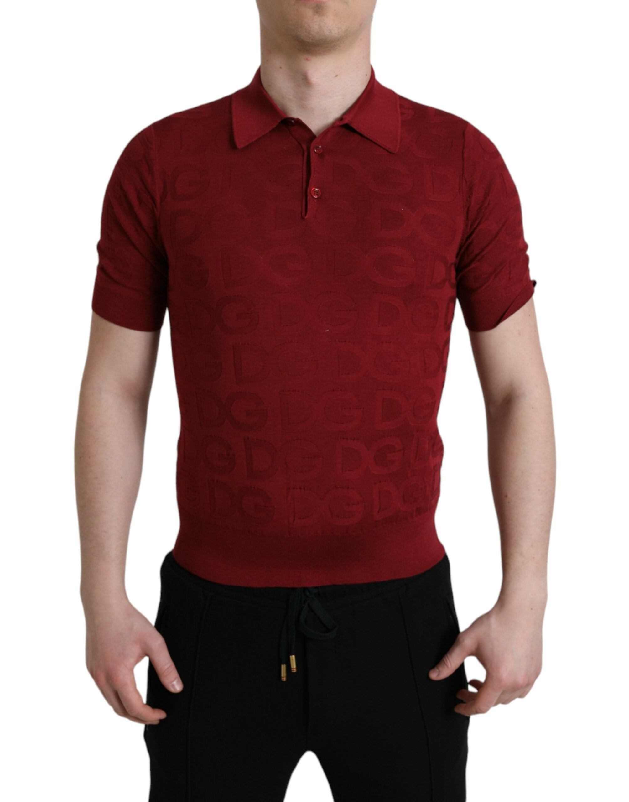Kastanjebruine zijden T-shirt met korte mouwen en kraag