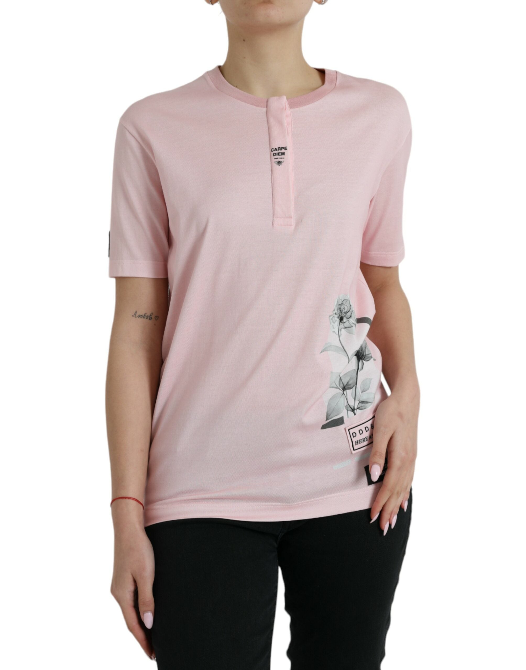 Roze katoenen T-shirt met korte mouwen en bloemenprint