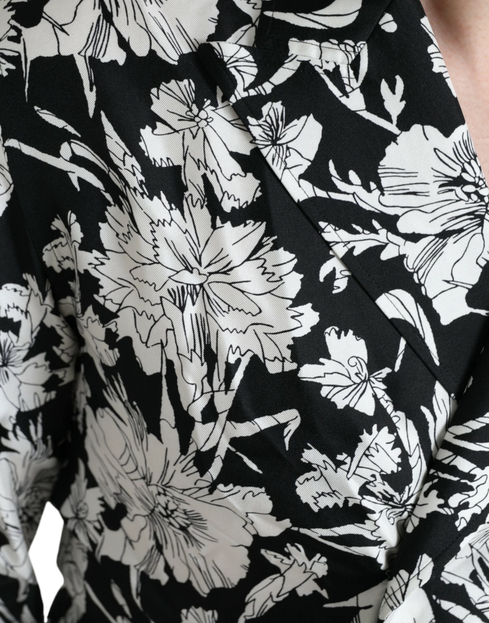Zwart-wit bloemen casual overhemd met knoopjes