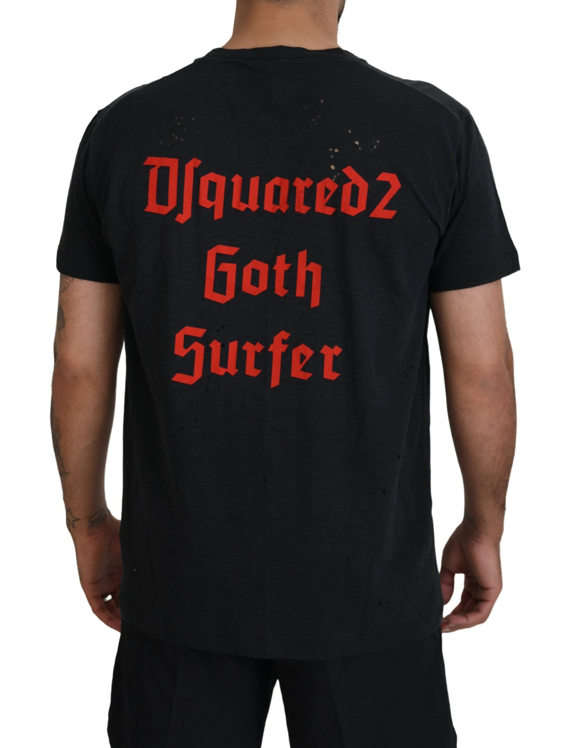 Zwart katoenen T-shirt met korte mouwen en kettingversiering