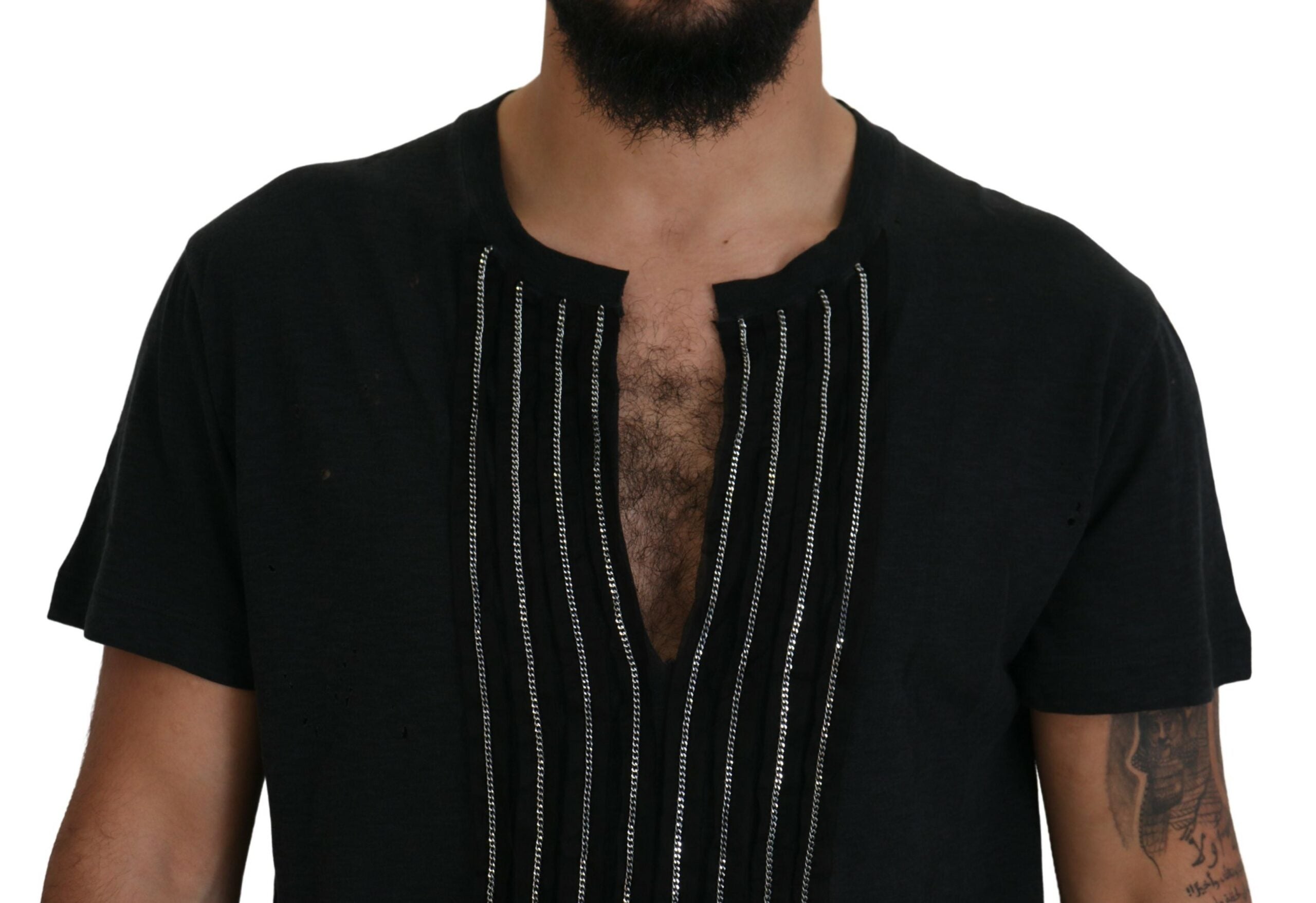 Zwart katoenen T-shirt met korte mouwen en kettingversiering