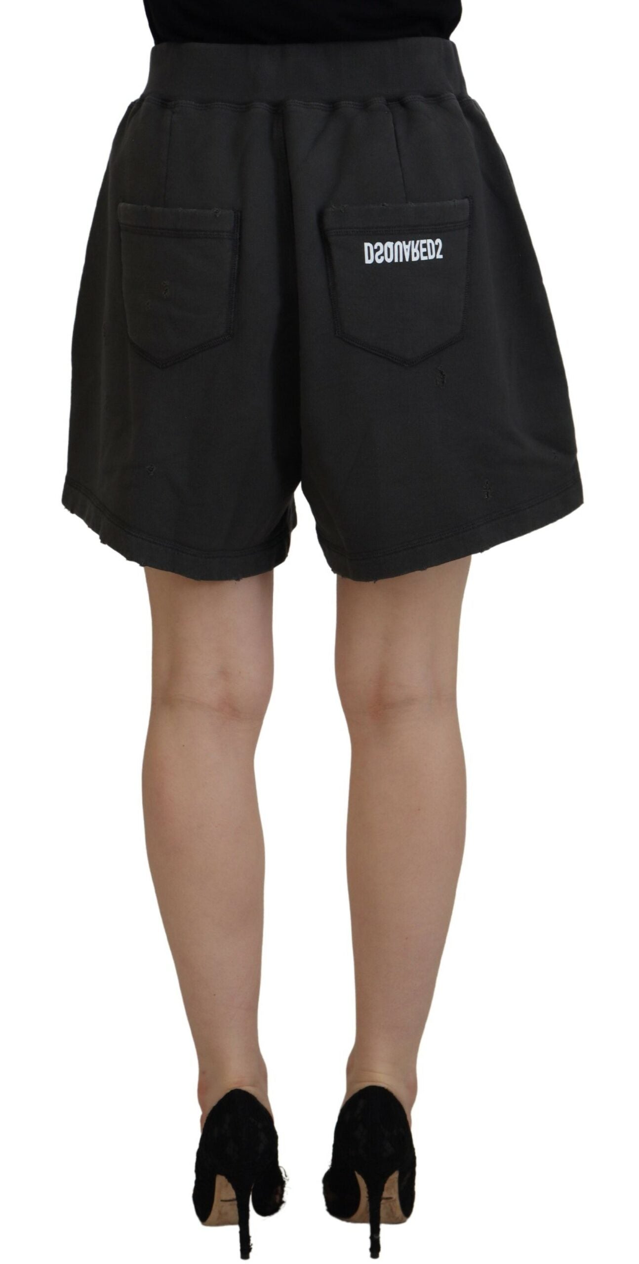 Zwarte katoenen, getailleerde, taps toelopende shorts met middelhoge taille