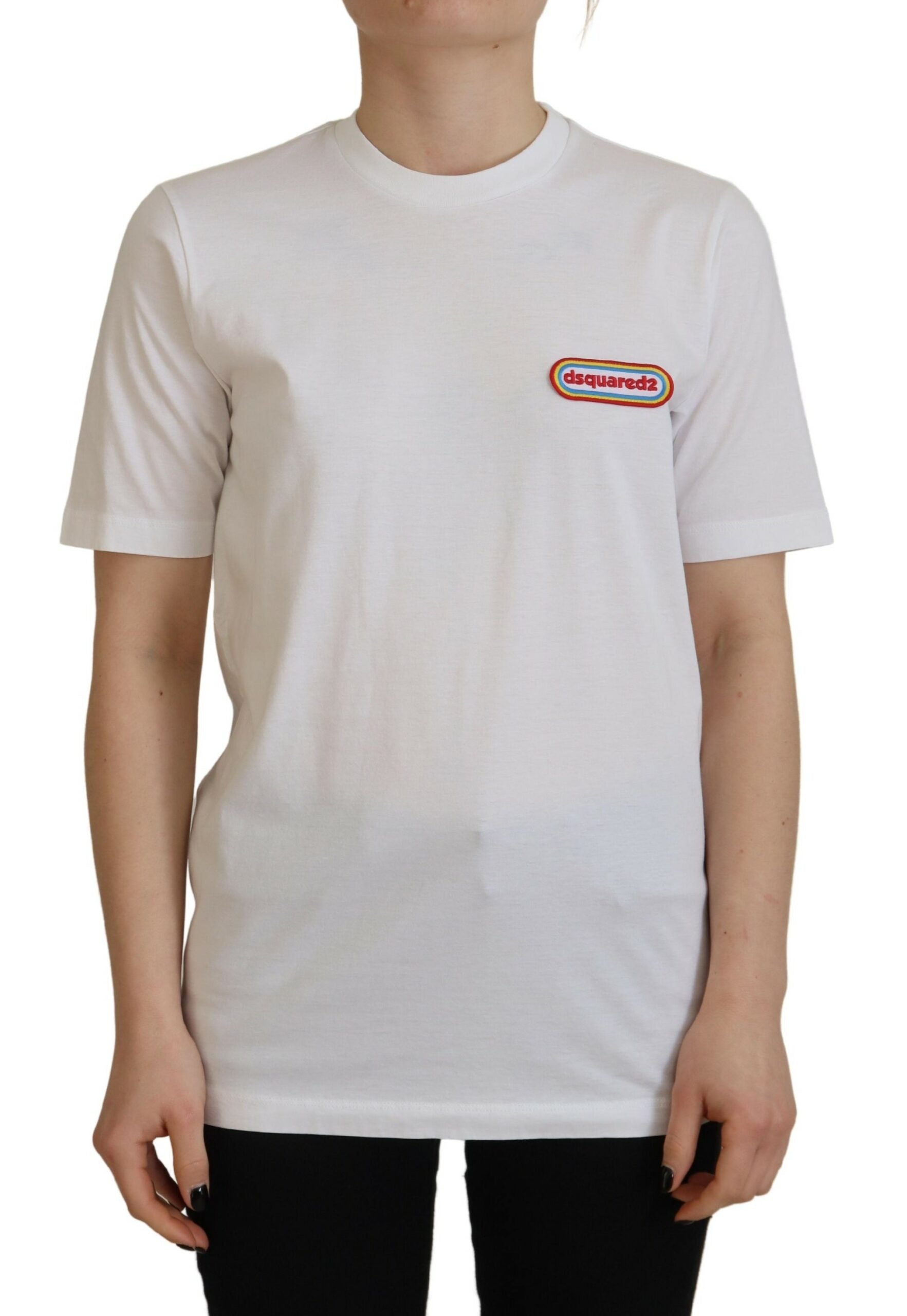 Wit T-shirt met ronde hals en korte mouwen en logopatch