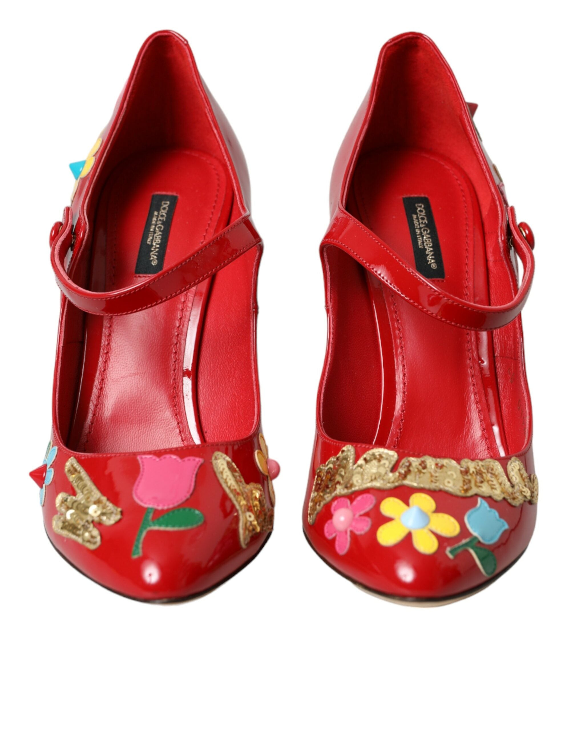 Rode leren Mary Jane pumps met hak en versieringen