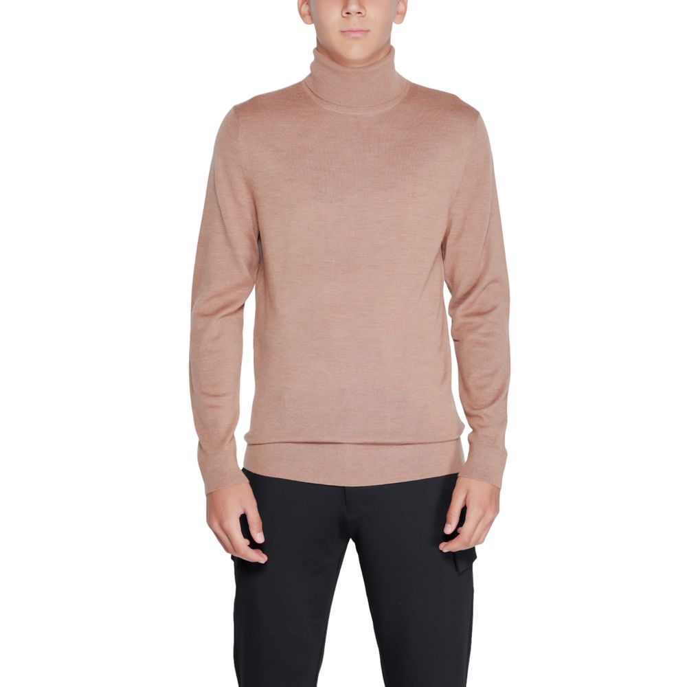 Beige wollen coltrui