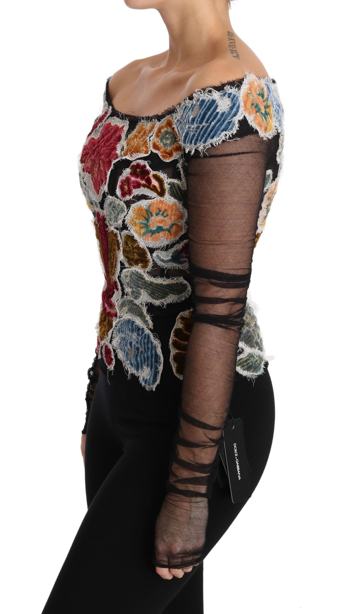 Zwarte bloemen Ricamo top T-shirt blouse