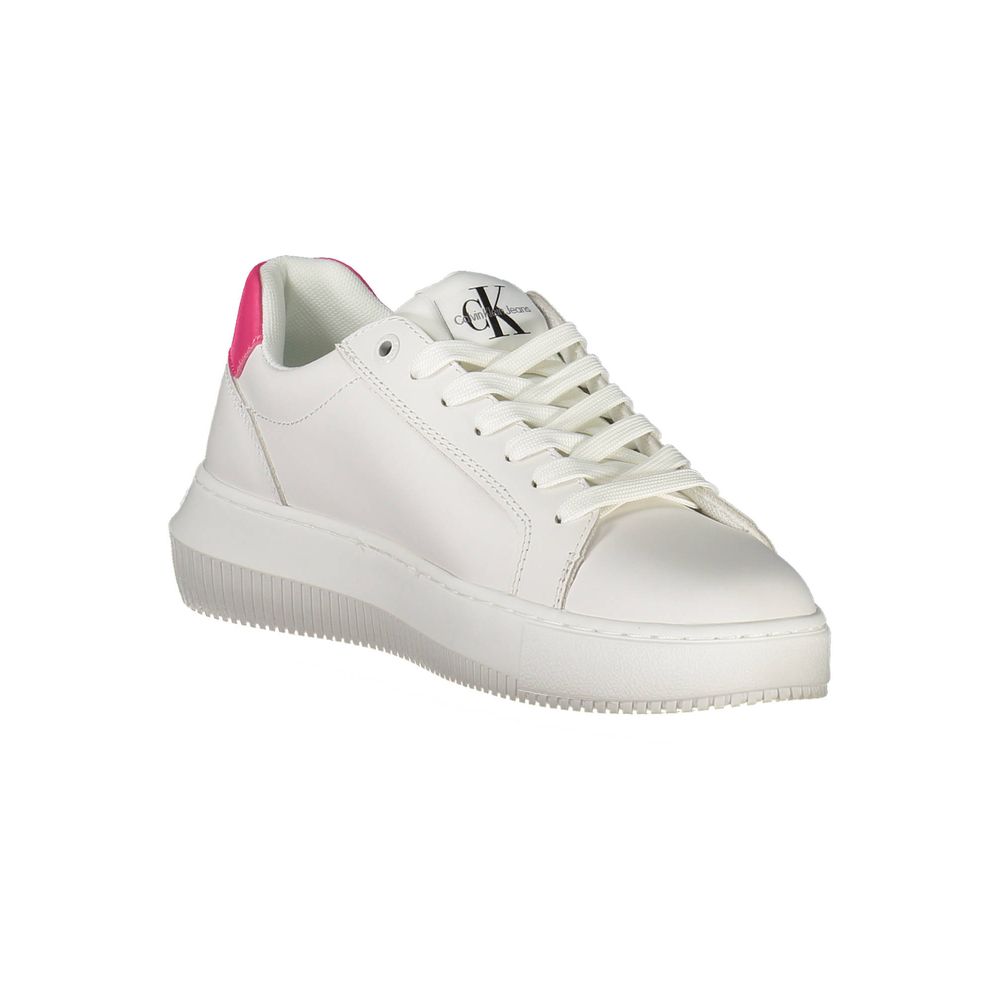 Witte leren damessneaker