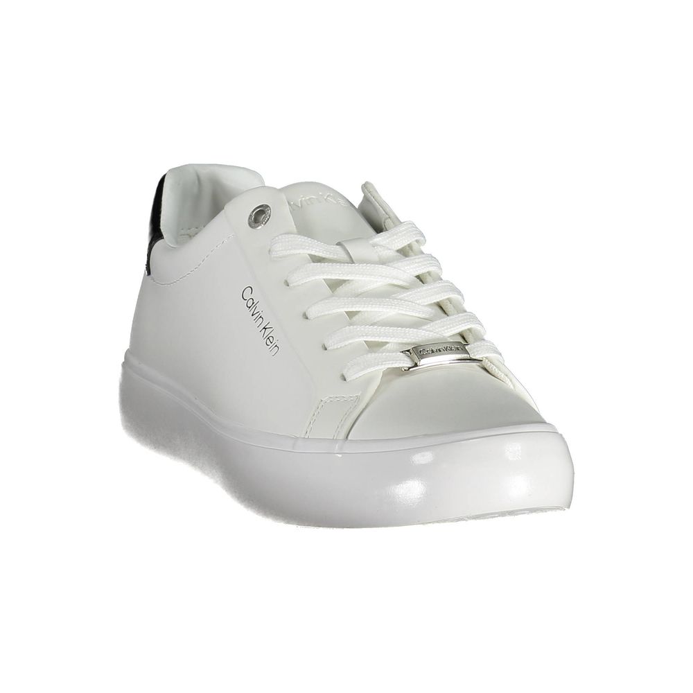 Witte leren damessneaker